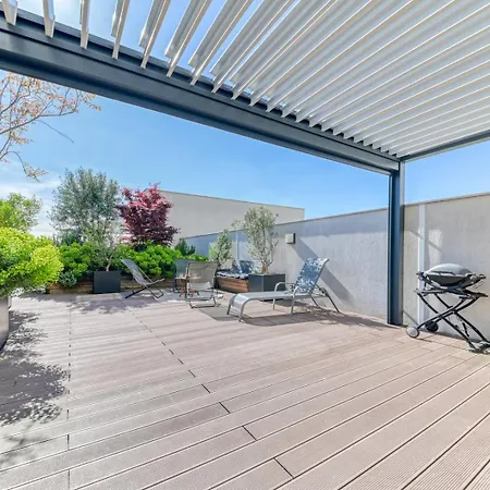 Apartment Guestready - Chic With Jacuzzi And Parking